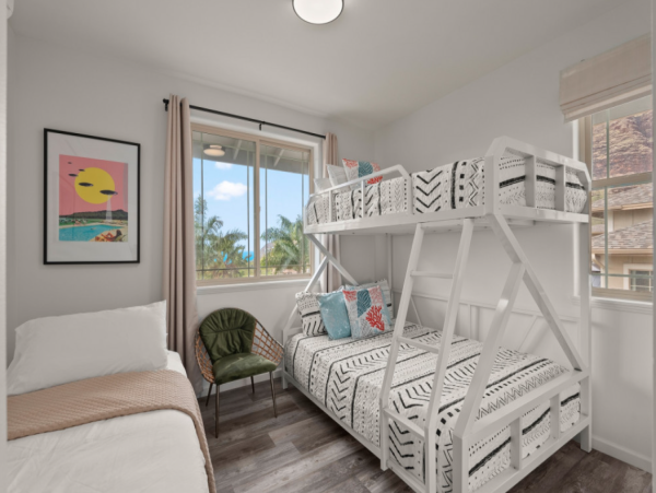 Luxury 4-Bedroom Retreat in Makaha Valley, Oahu - Your Perfect Getaway in Paradise